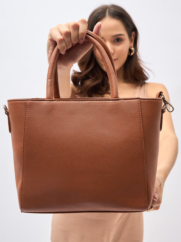 Shell hand-held bag Tan