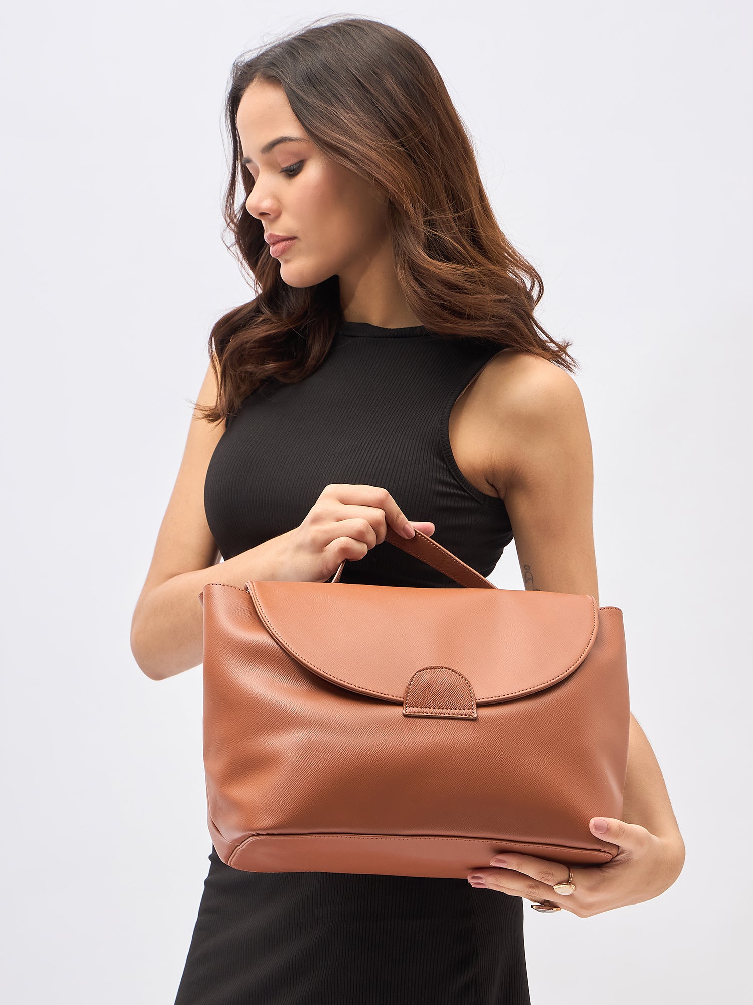 Tulip handbag Tan