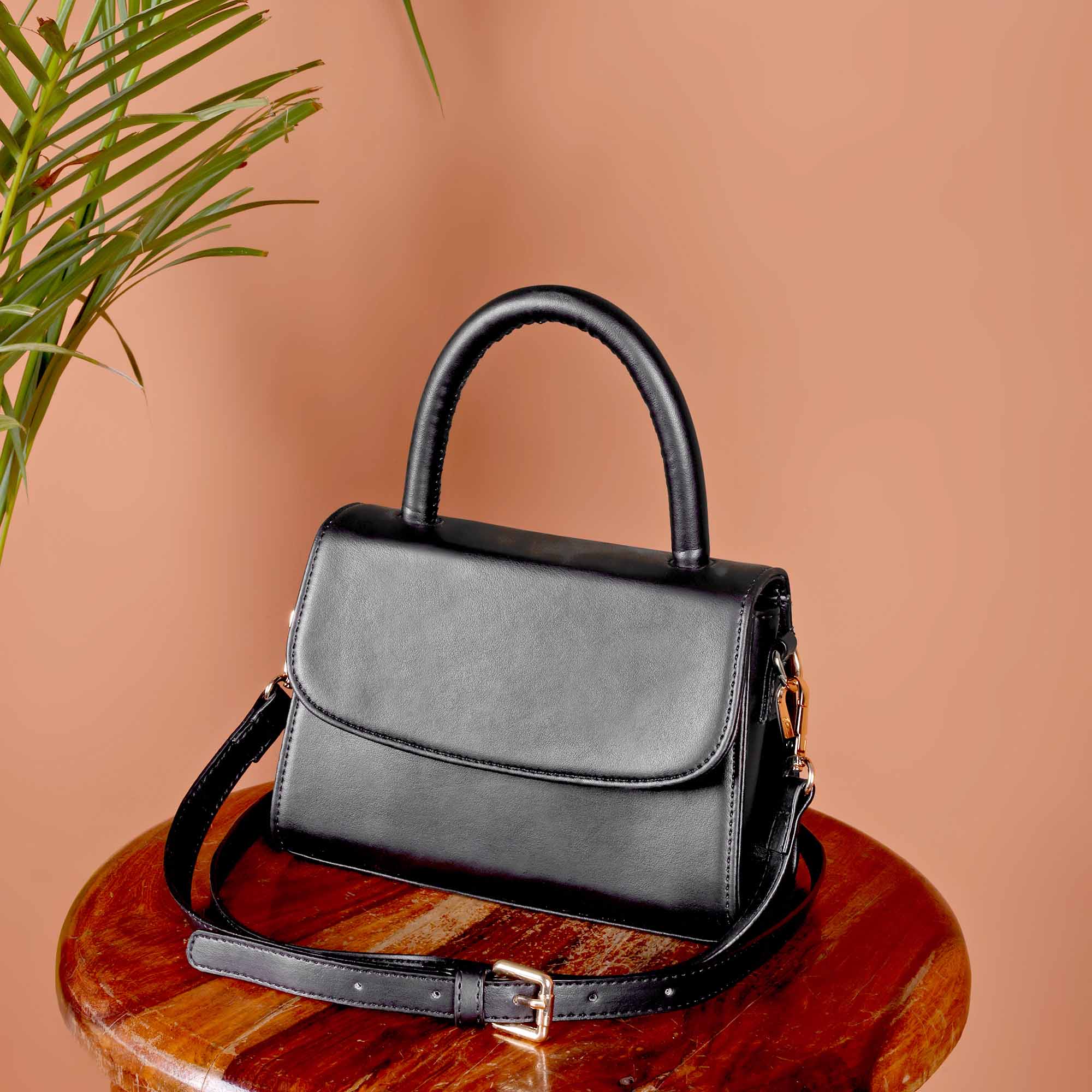 The Petite Luxe - Black